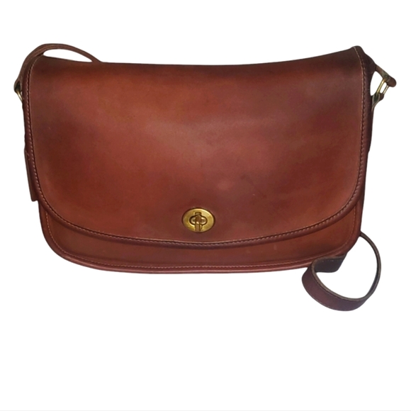 Coach Handbags - VINTAGE COACH City Purse NYC PRE 1994 No. 040 Shoulder/Crossbody Authenticated